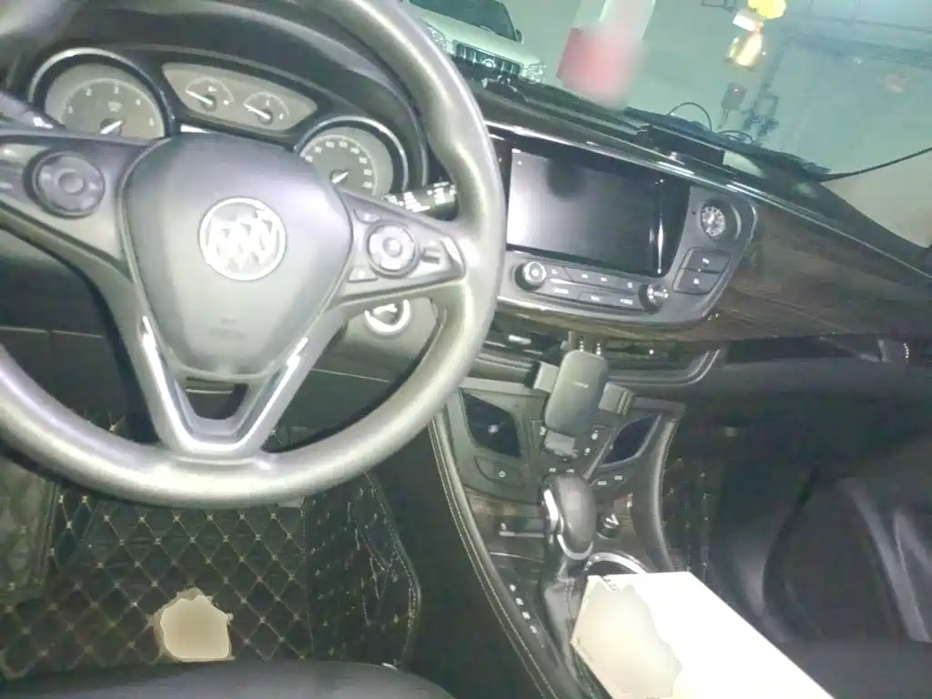 Buick Envision Plus 2019 — фото 10