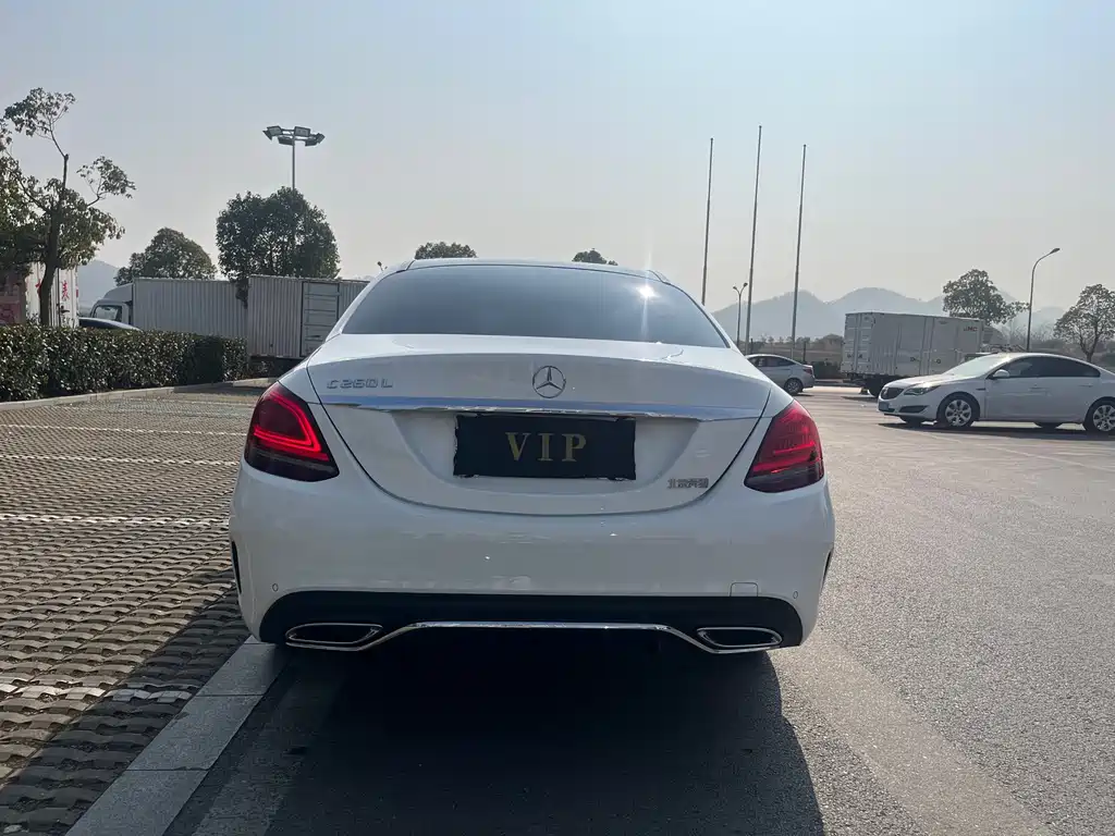 Mercedes-Benz C-Class 2021