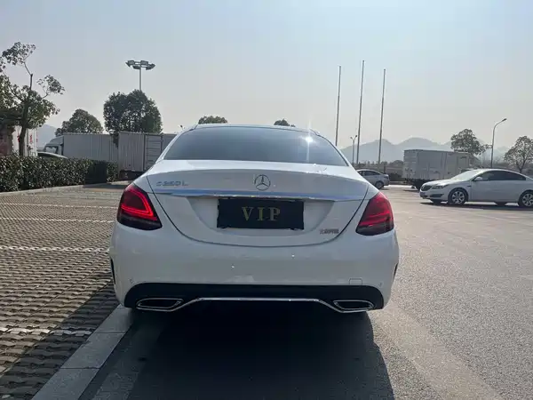 Mercedes-Benz C-Class 2021