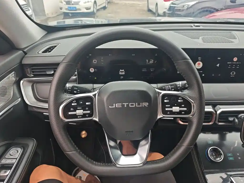 Jetour Jietu X70 PLUS 2020 — фото 11