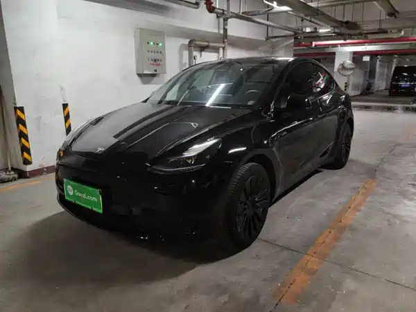 Tesla Model Y 2022
