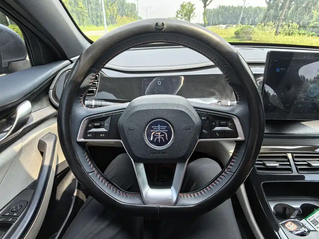 BYD Qin PLUS 2022 — фото 8
