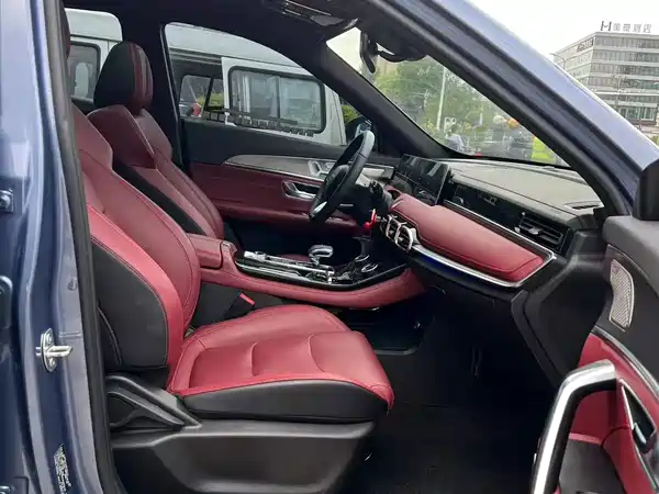 Jetour X70 PLUS 2021