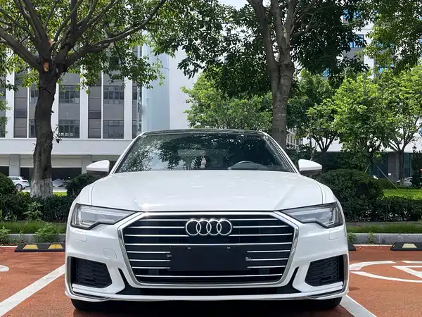 Audi A6L 2021