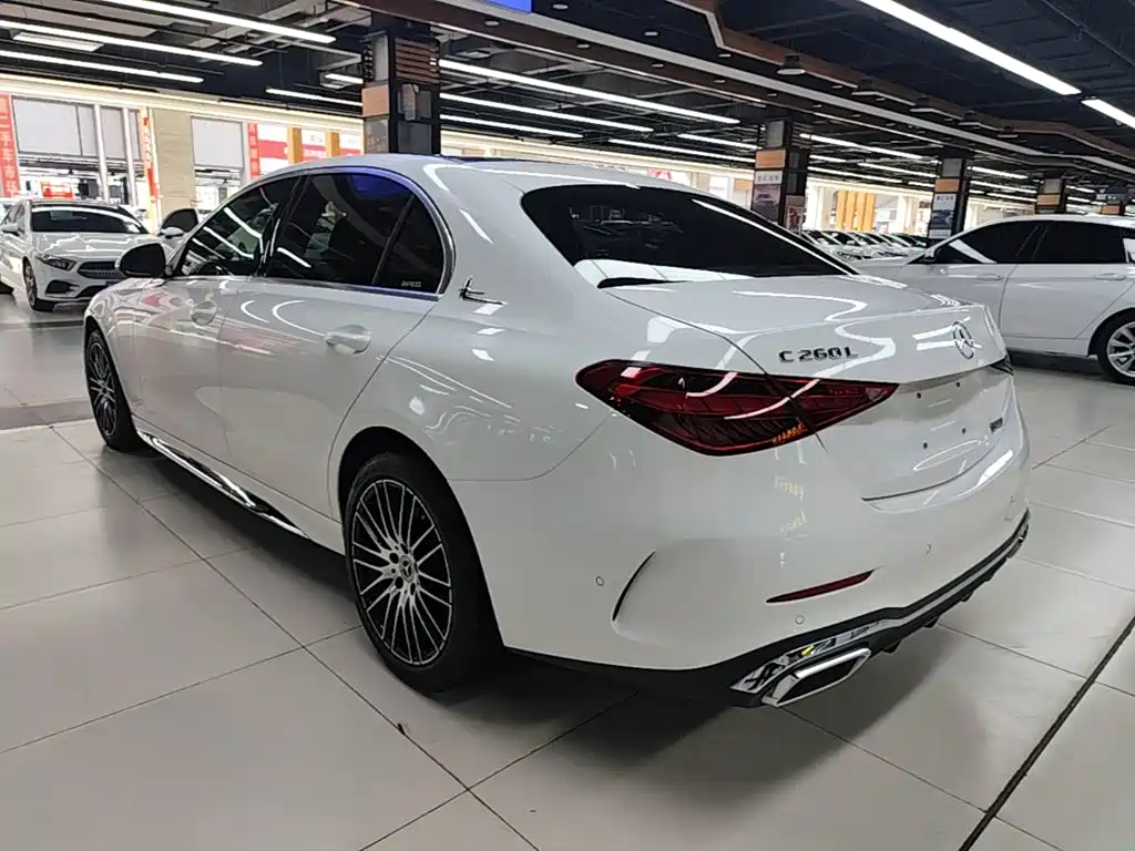 Mercedes-Benz C-Class 2021