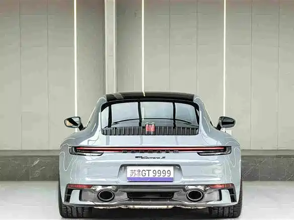 Porsche 911 2023