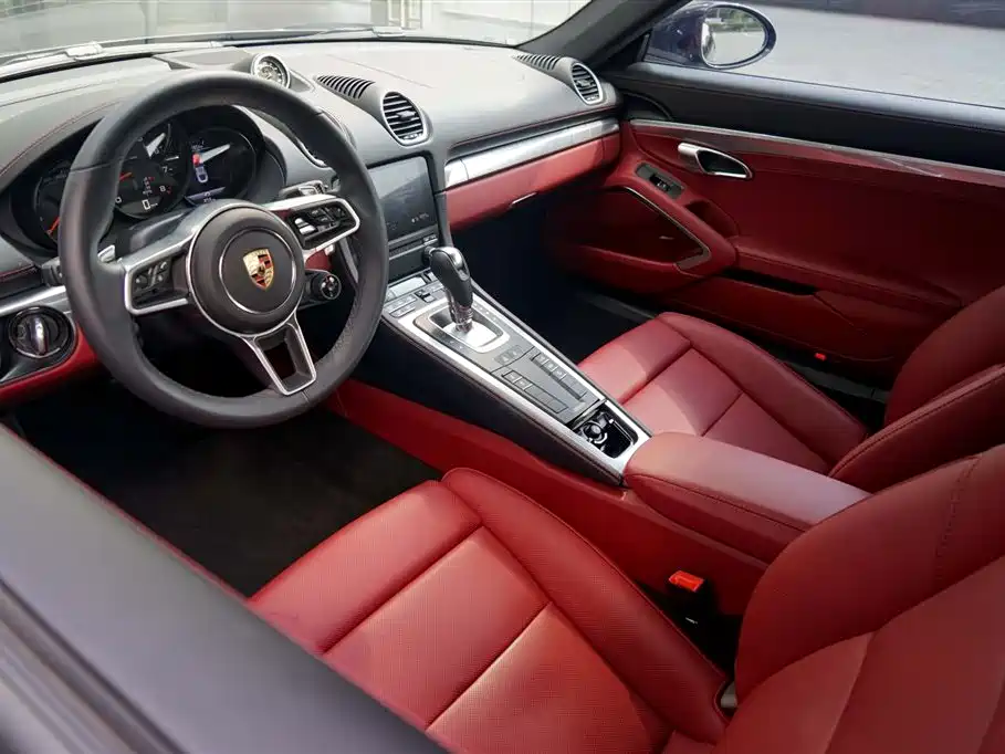 Porsche 718 2025 — фото 18