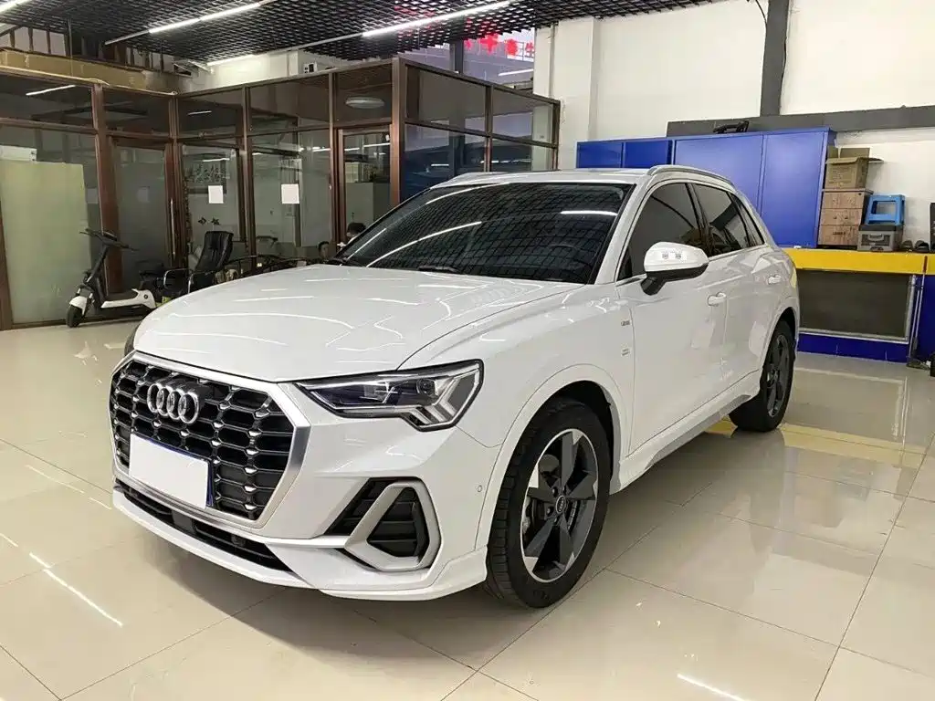 Audi Q3 2022