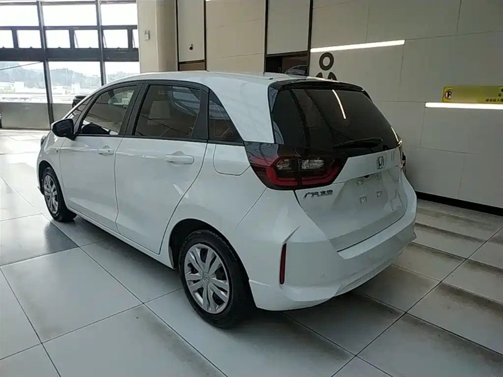 Honda Fit 2023 — фото 5