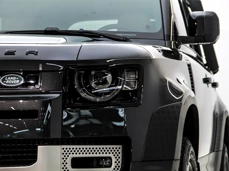 Land Rover Defender 2025 — фото 10