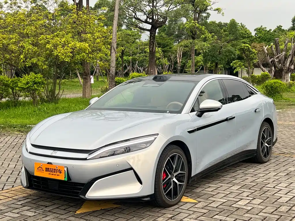 BYD Han L 2025