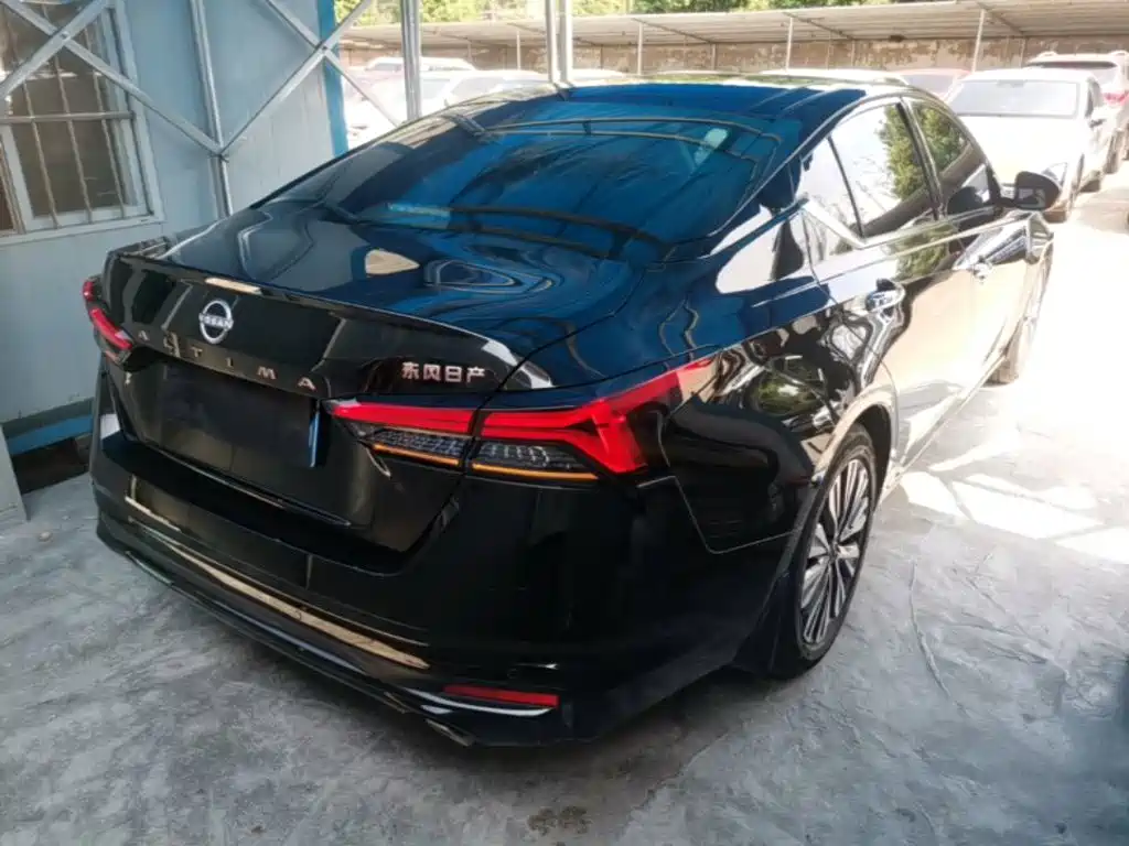 Nissan Teana 2024