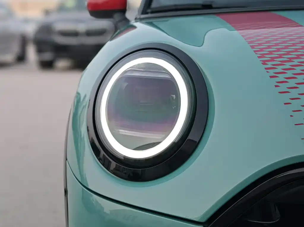 MINI JCW 2025 — фото 7