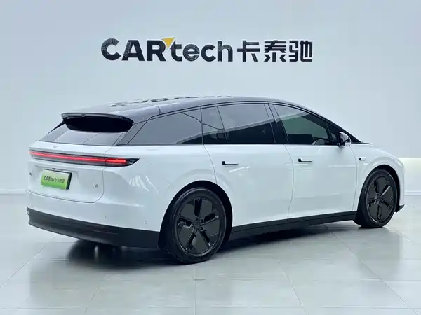 Li Auto i6 2025