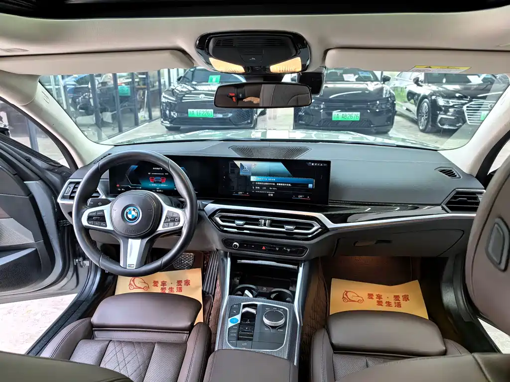 BMW i3 2022 — фото 16