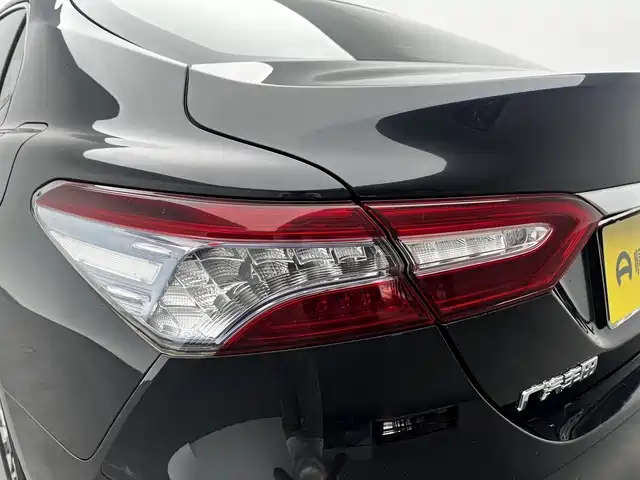Toyota Camry 2020 — фото 8