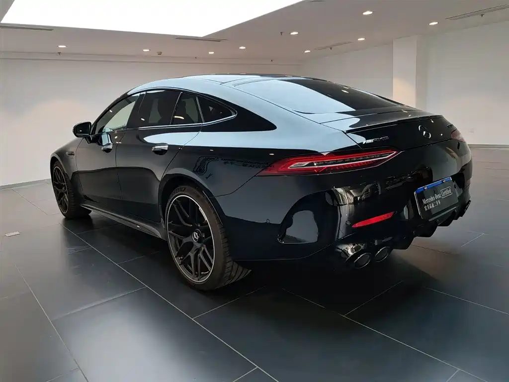 Mercedes-Benz AMG GT 2025 — фото 6