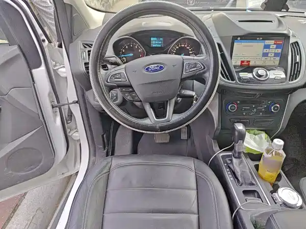 Ford Kuga 2017