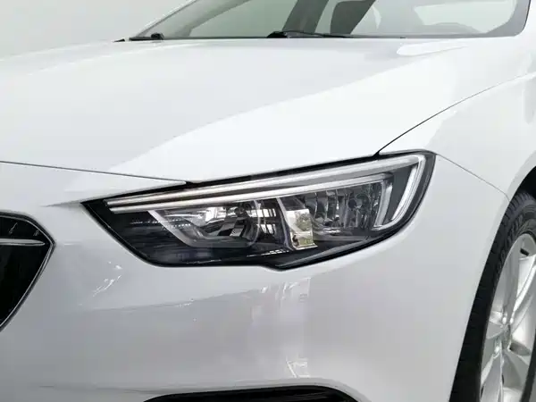 Buick Regal 2019
