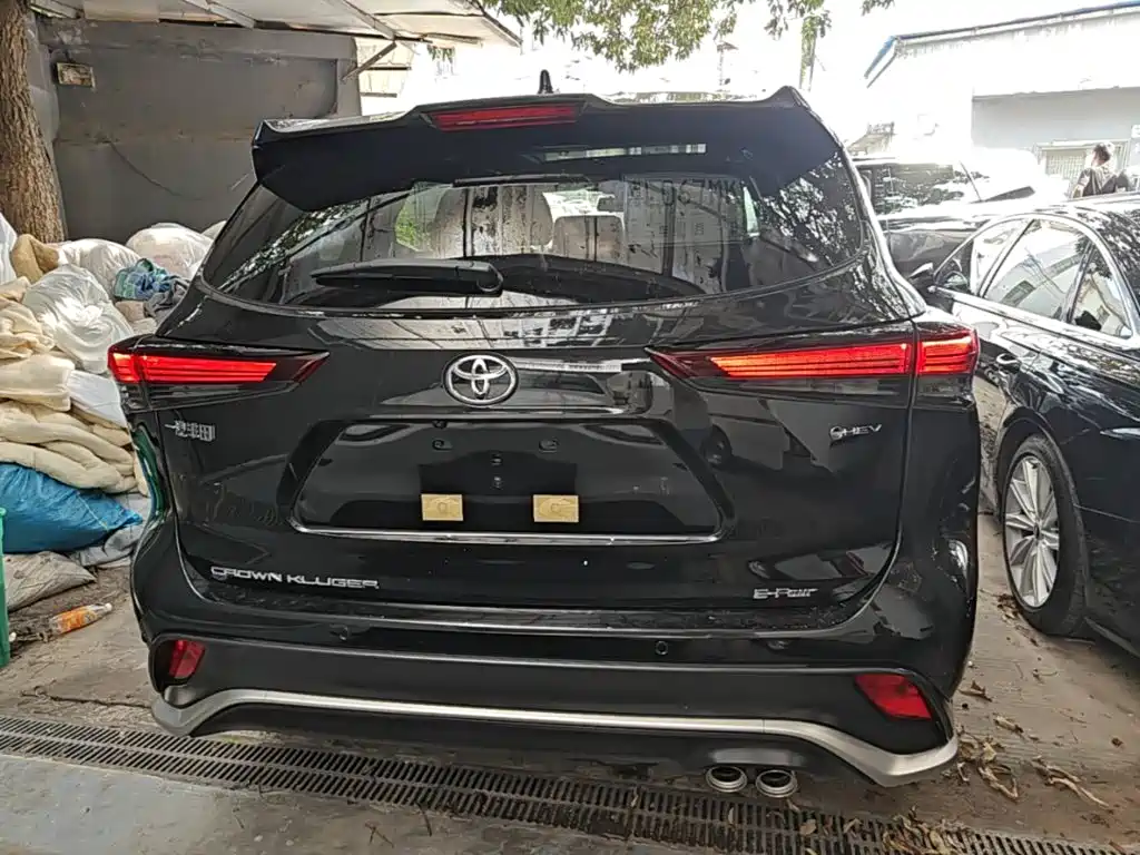 Toyota Crown Kluger 2026