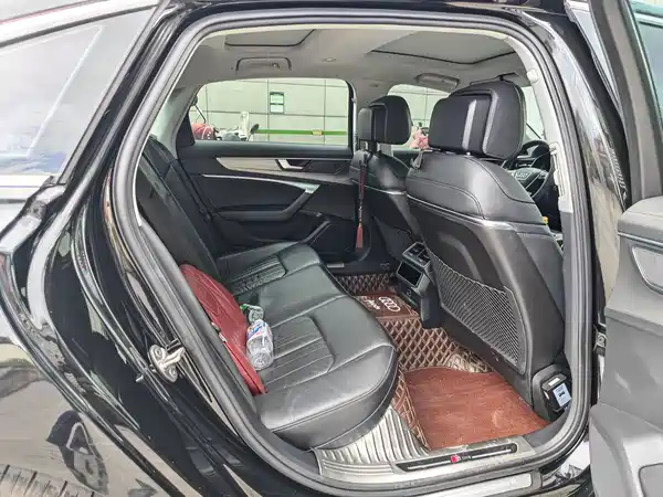 Audi A6L 2021