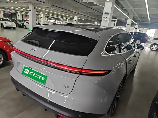 NIO ET5T 2025
