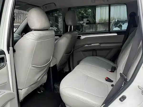 Mitsubishi Pajero Jinchang 2015