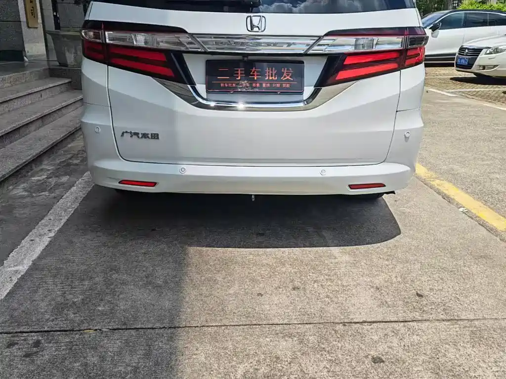 Honda Odyssey 2018 — фото 5