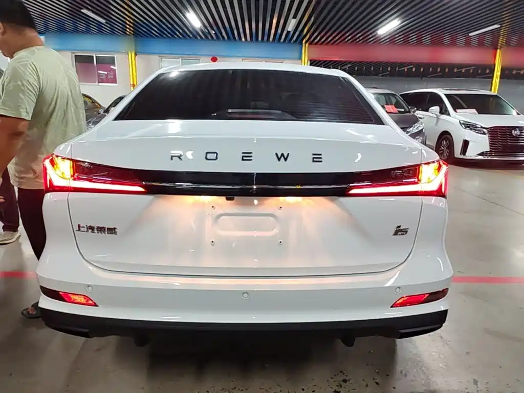 Roewe i5 2025