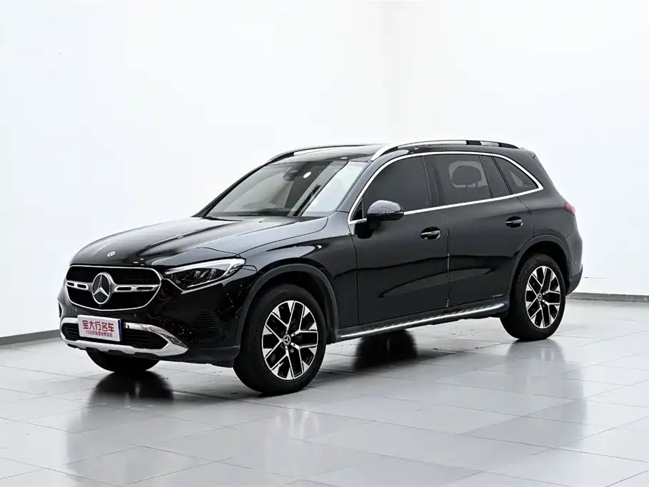 Mercedes-Benz GLC 2023