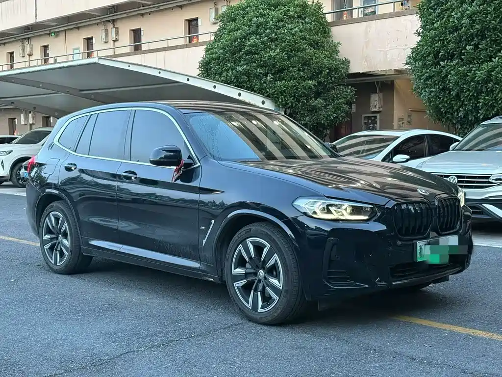 BMW iX3 2024 — фото 3