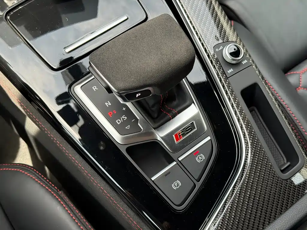 Audi RS 5 2022 — фото 18