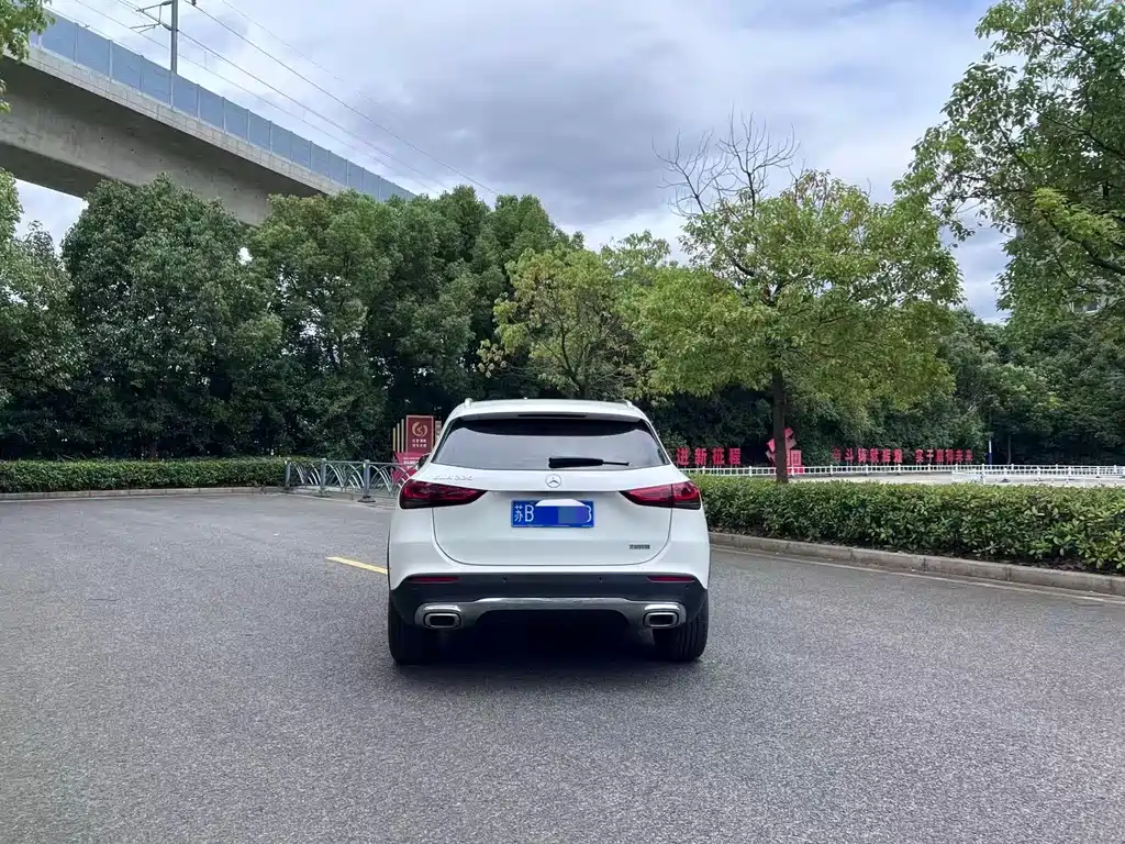 Mercedes-Benz GLA 2023 — фото 8