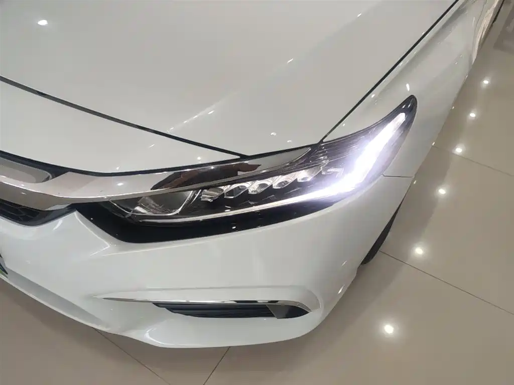 Honda Inspire 2020 — фото 24