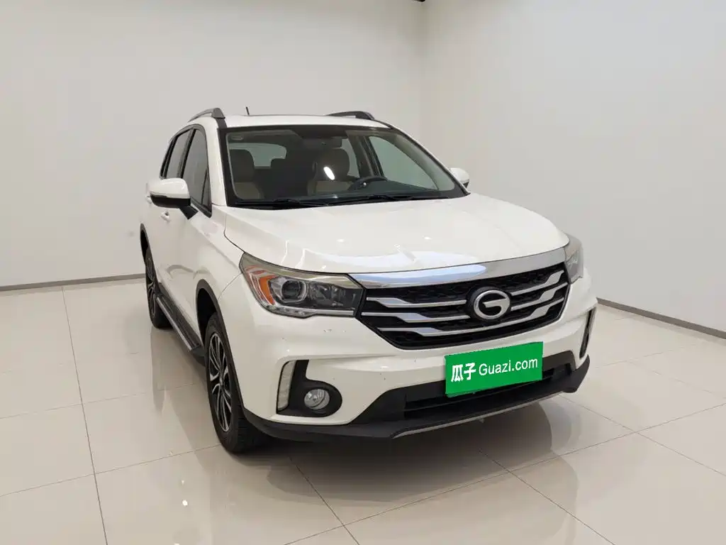 GAC Trumpchi GS4 2017 — фото 3