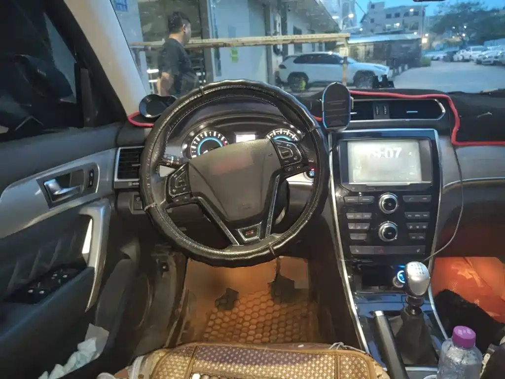 Haval H2 2015 — фото 11