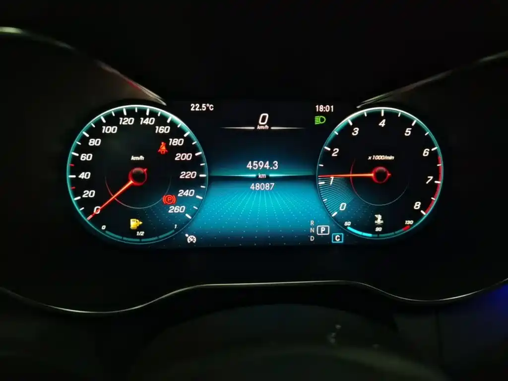 Mercedes-Benz C-Class 2020 — фото 12