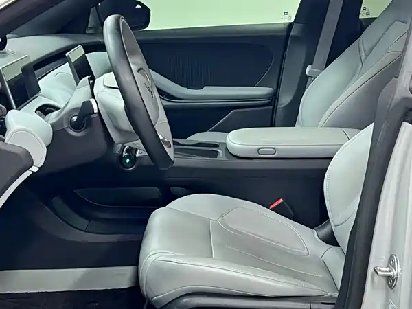 NIO ET5T 2025