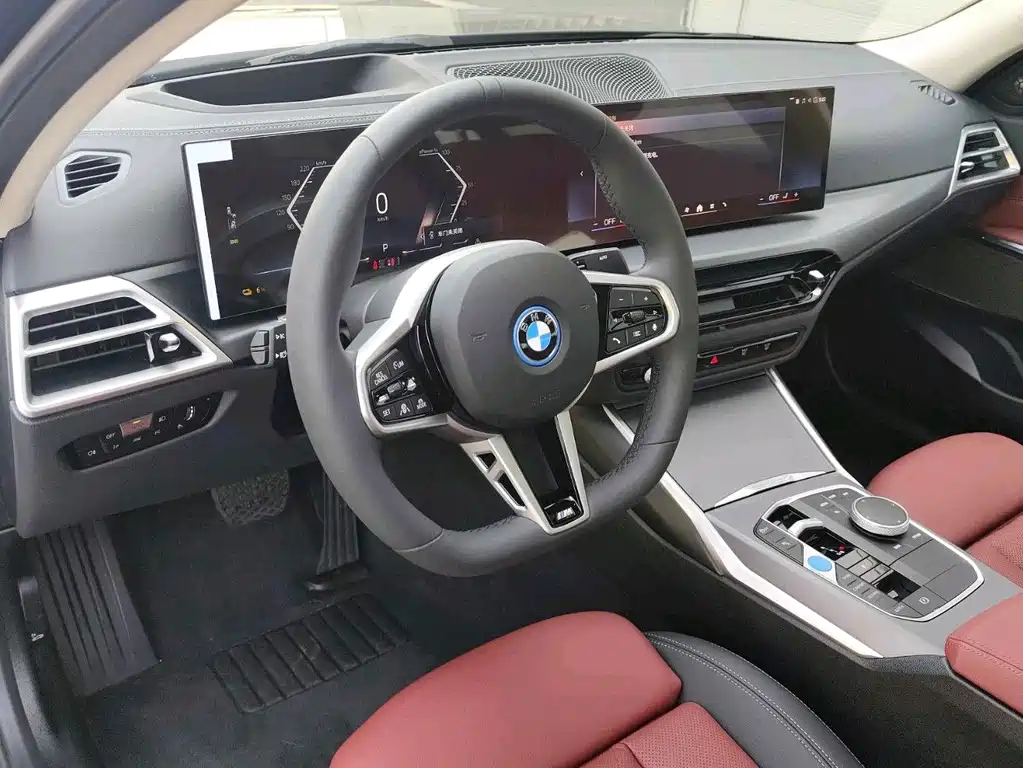 BMW i3 — фото 7