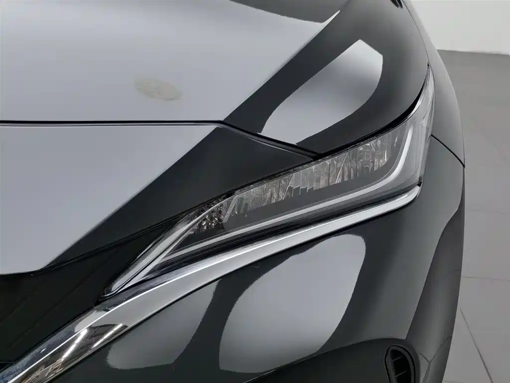 Toyota Harrier 2023