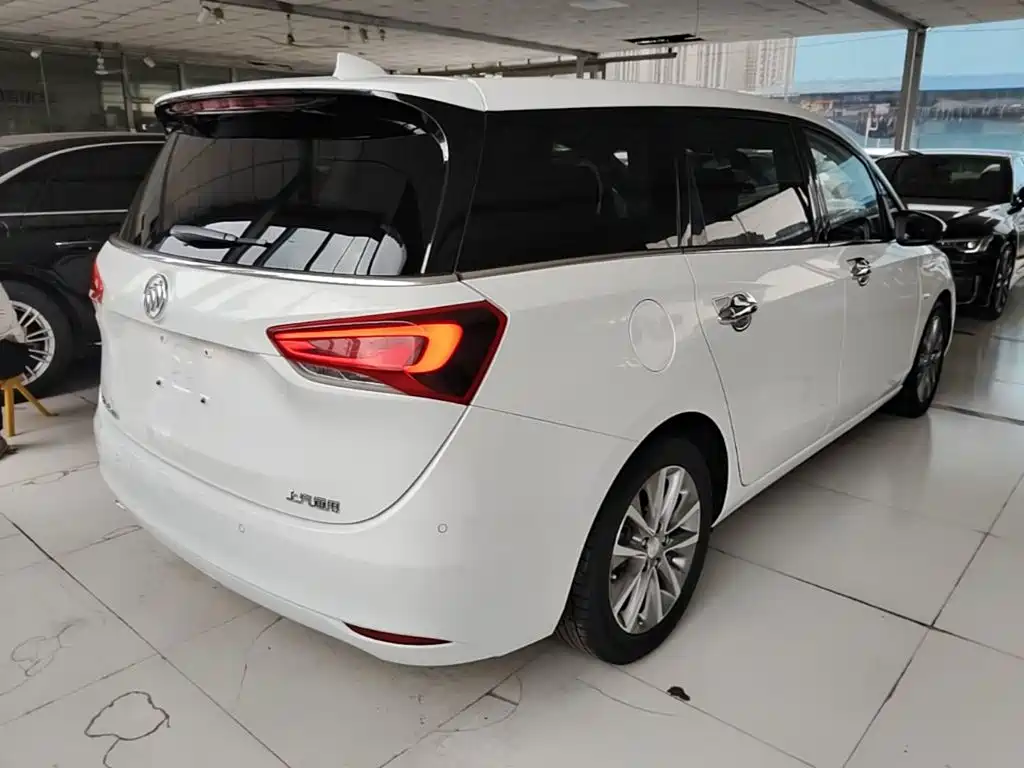 Buick GL6 2021