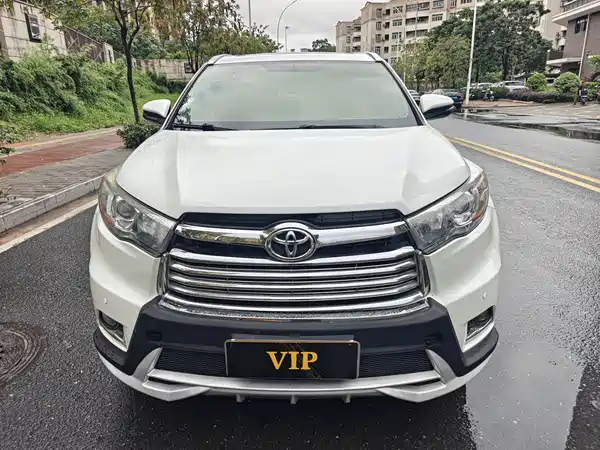 Toyota Highlander 2015