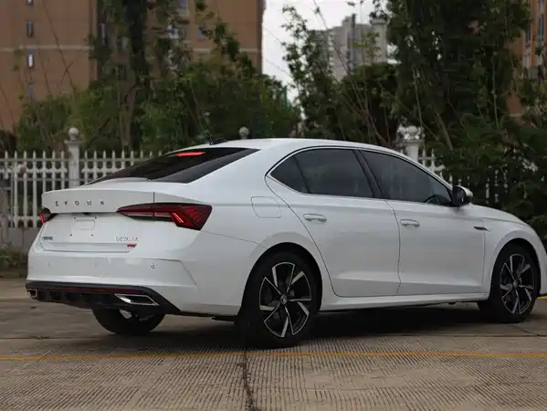 Skoda Octavia 2023