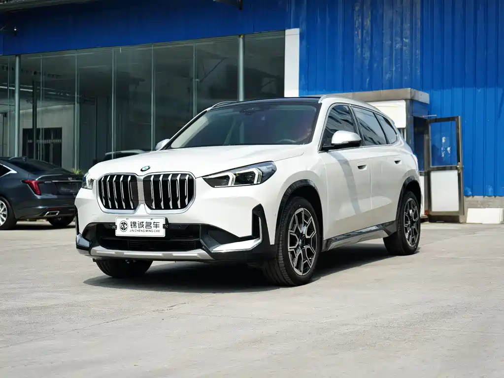 BMW X1 2024 — фото 1
