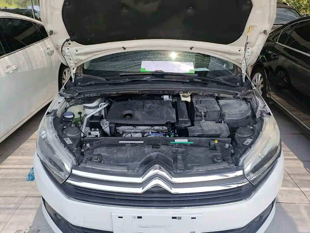 Citroën C4 Sega 2016 — фото 20