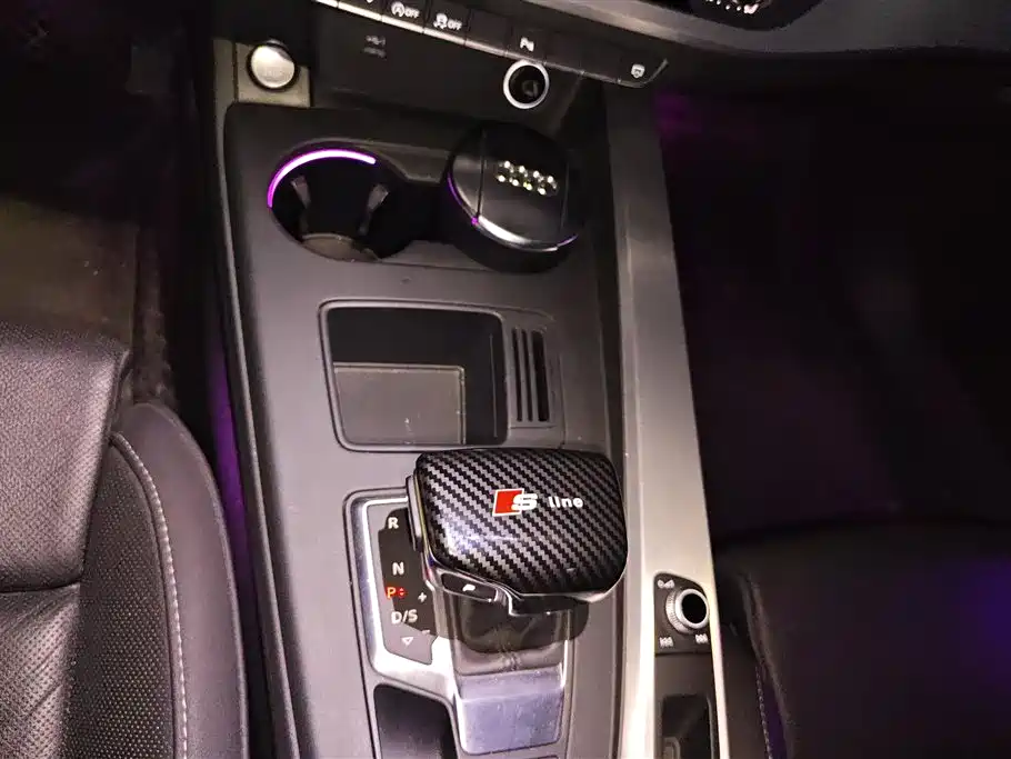 Audi A4L 2021 — фото 16