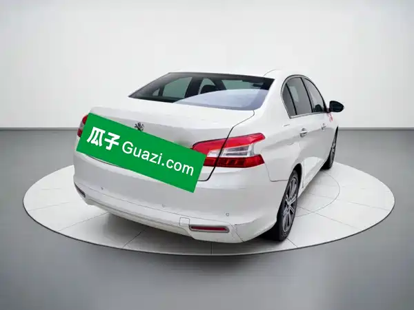 Peugeot 408 2015