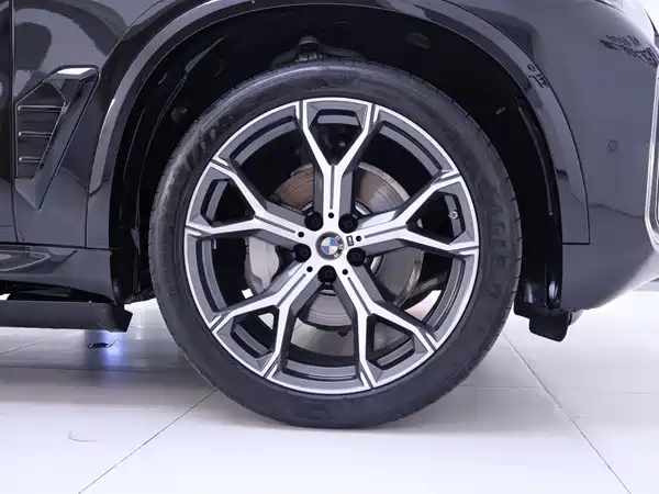 BMW X5 2024
