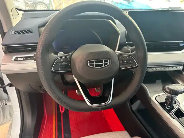 Geely Xingrui 2022