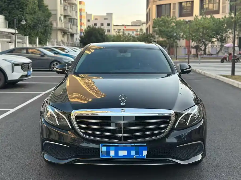 Mercedes-Benz E-Class 2018 — фото 2